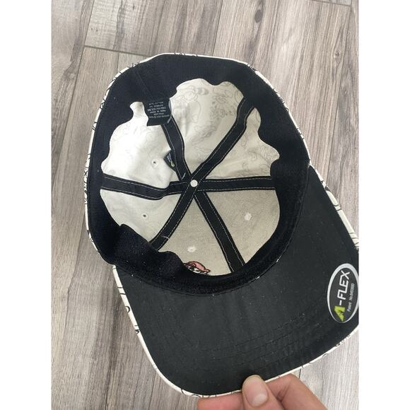 2010 Nintendo Super Mario Bioworld Bros All Over Print Fitted Baseball Cap 14+ - Picture 11 of 11